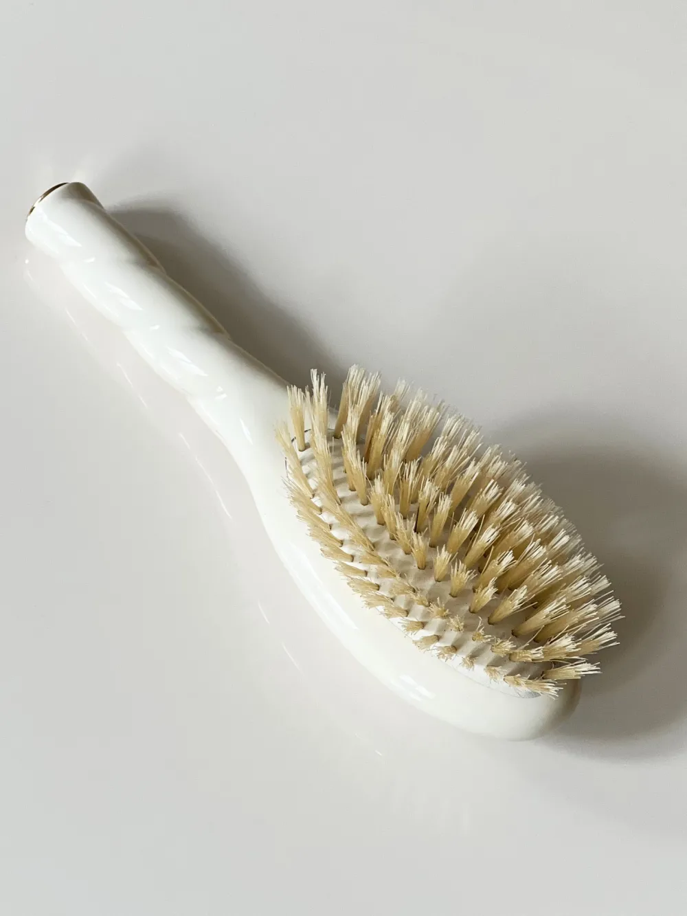 La Bonne Brosse Our Hair Brushes | Our Baby Hair Brushes*N.06 The Baby Hair Brush MY FIRST BRUSH Creamy White