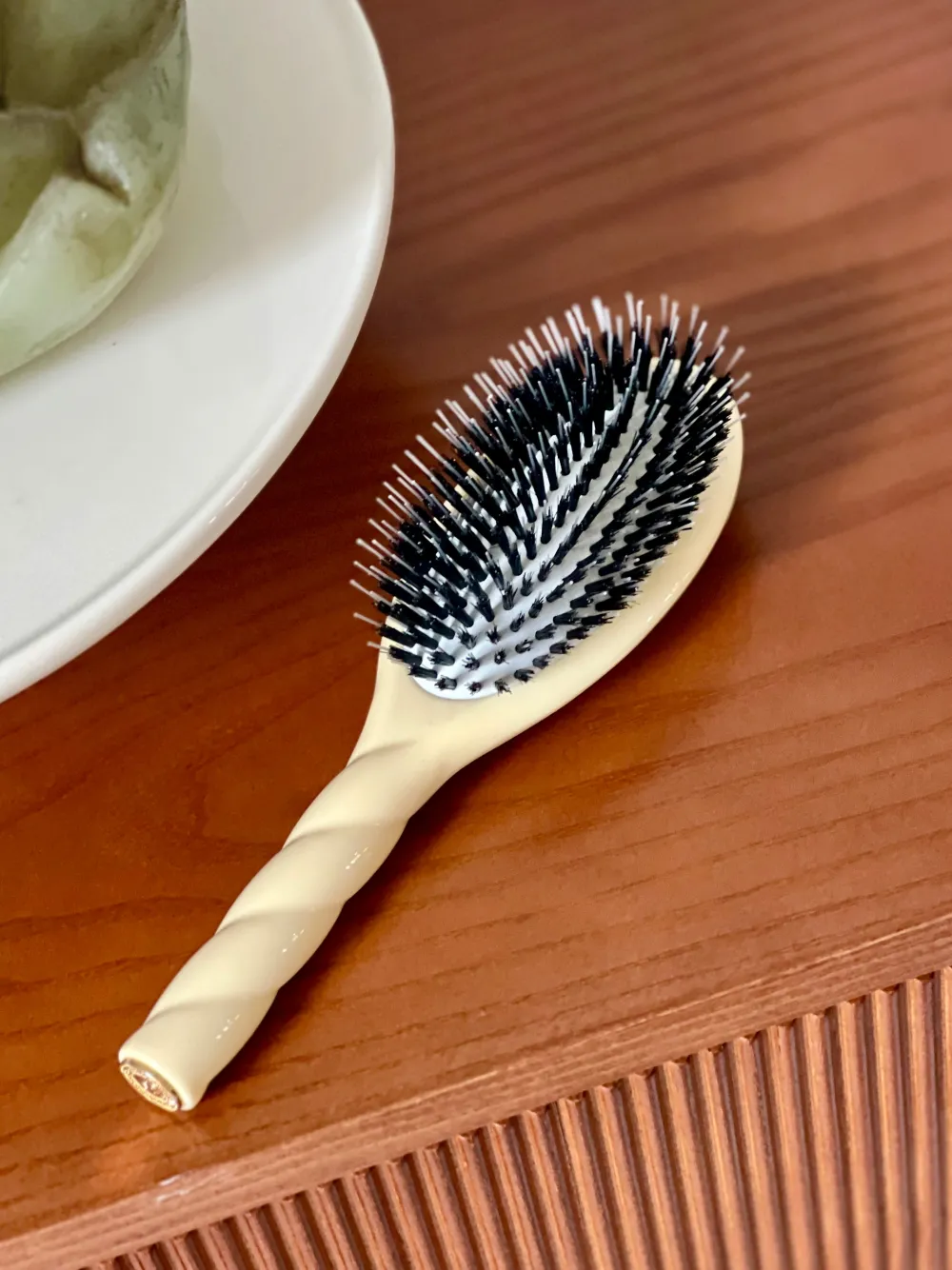 La Bonne Brosse Our Hair Brushes | Our Cair Ritual*N.02 The Care & Detangling Hair Brush THE ESSENTIAL Ivory Cair