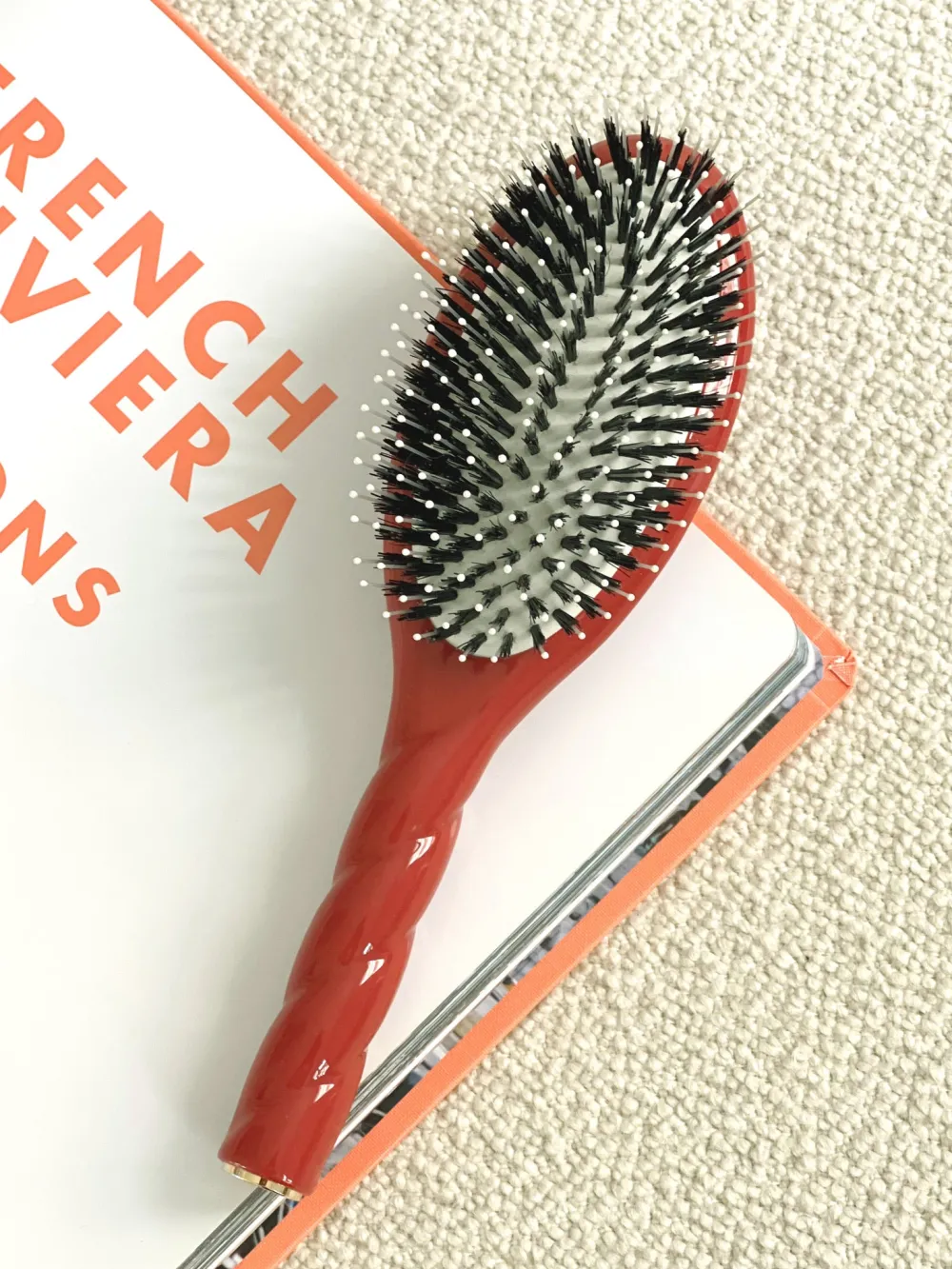 La Bonne Brosse Our Hair Brushes*N.03 The Gentle Scalp Care Hair Brush THE ESSENTIAL SOFTNESS Clay Court