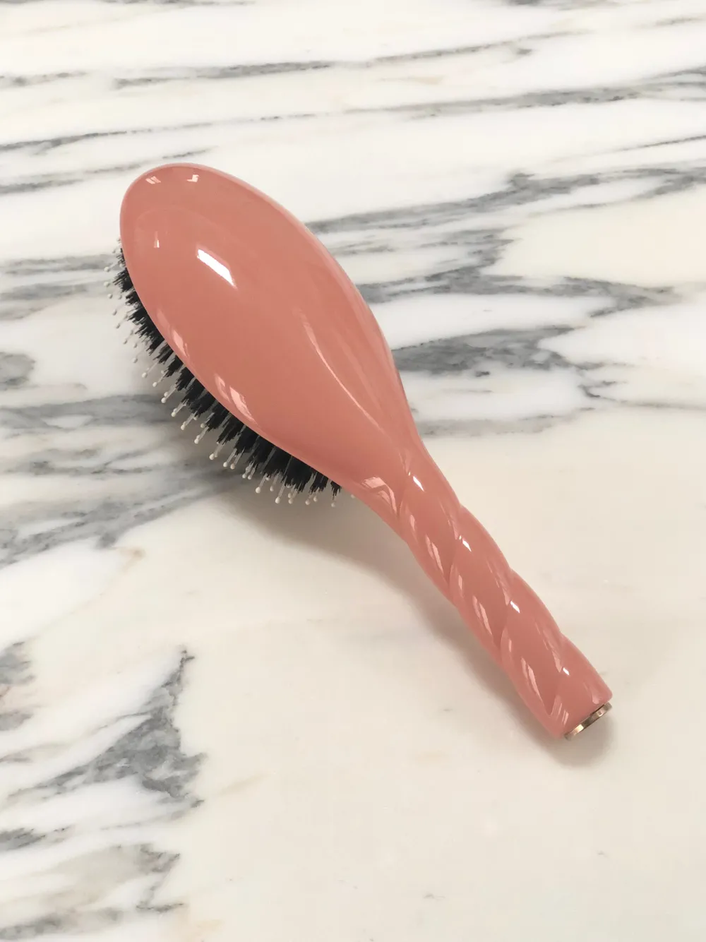 La Bonne Brosse Our Hair Brushes*N.03 The Gentle Scalp Care Hair Brush THE ESSENTIAL SOFTNESS Coral