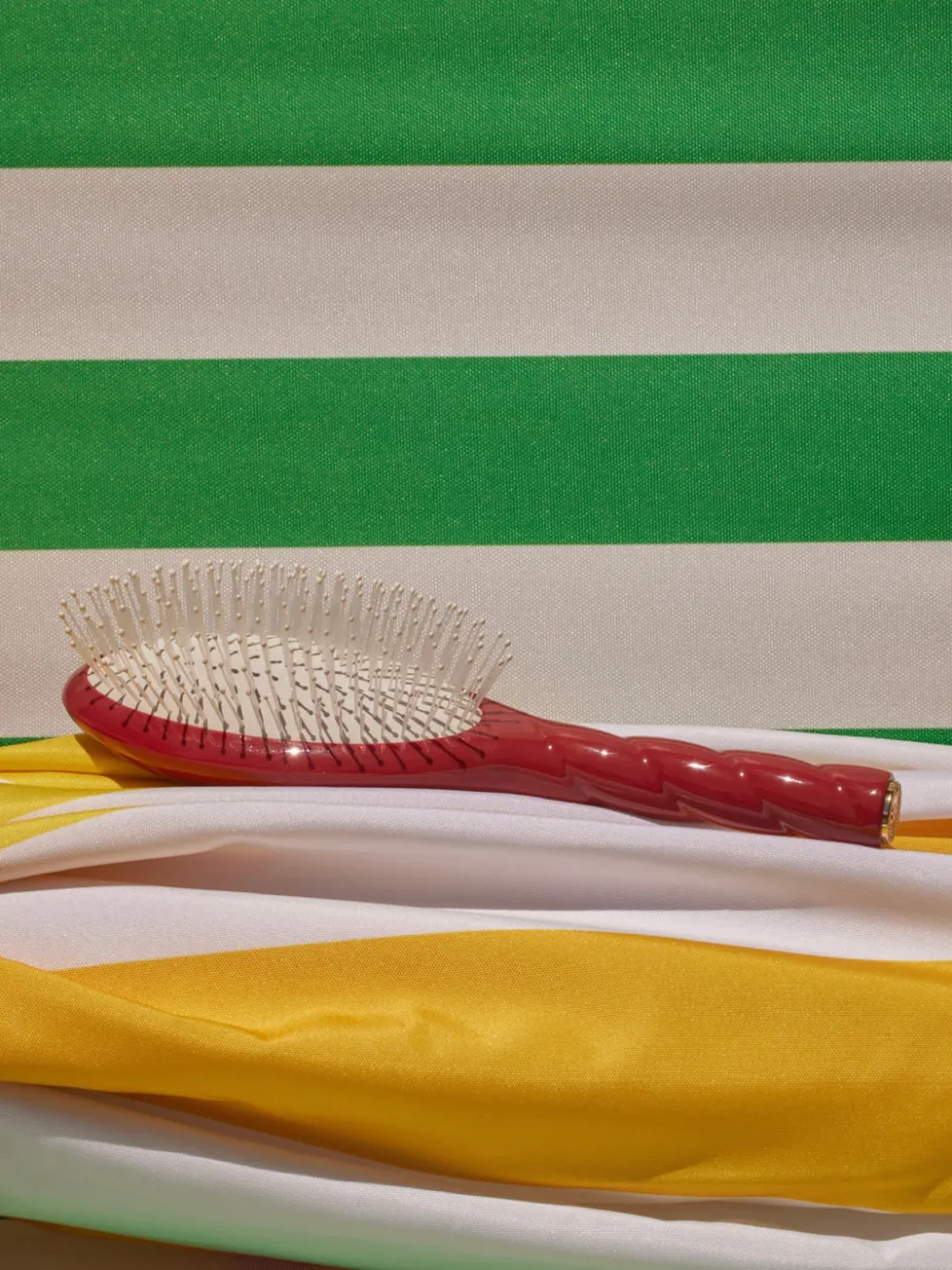 La Bonne Brosse Our Hair Brushes*N.04 The Massaging Detangling Hair Brush THE MIRACLE Clay Court