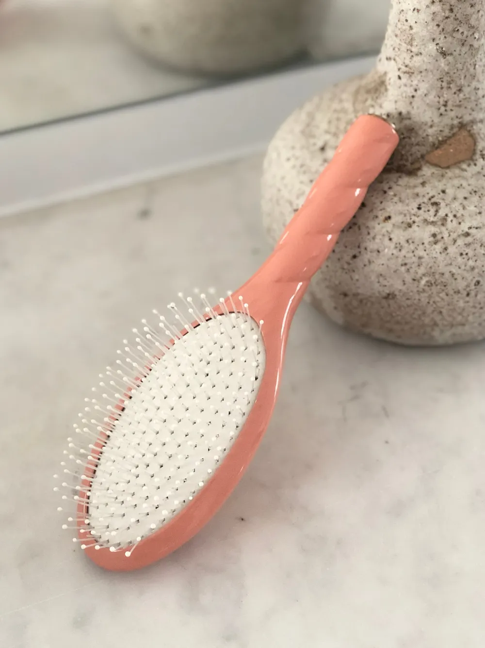 La Bonne Brosse Our Hair Brushes*N.04 The Massaging Detangling Hair Brush THE MIRACLE Coral