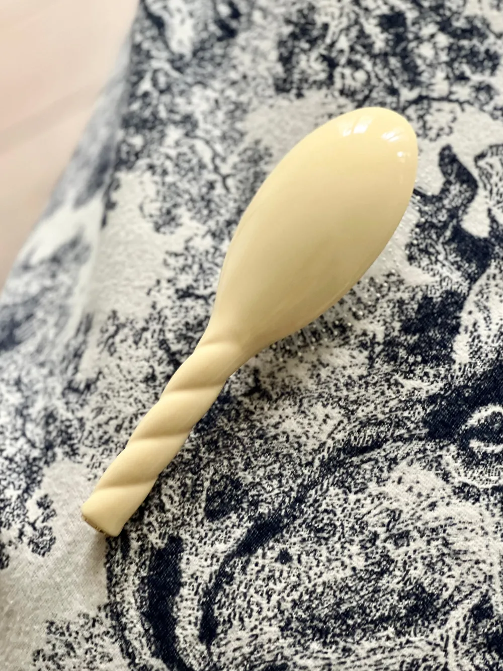 La Bonne Brosse Our Hair Brushes | Our Cair Ritual*N.04 The Massaging Detangling Hair Brush THE MIRACLE Ivory Cair