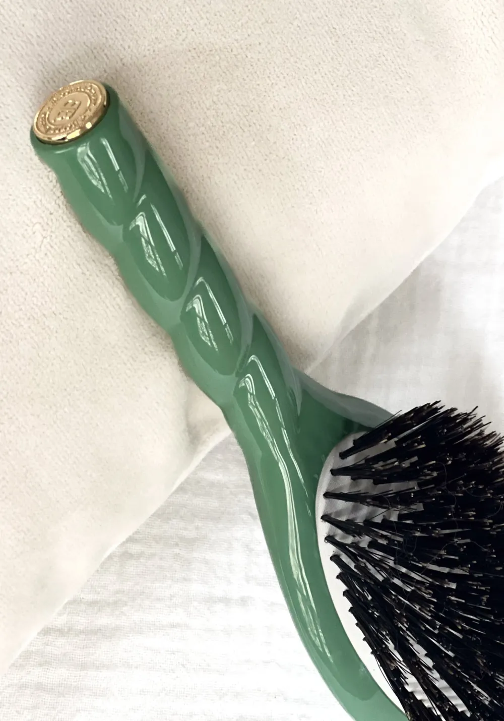 La Bonne Brosse Our Hair Brushes*N.01 The Shine & Care Hair Brush THE UNIVERSAL Almond Green