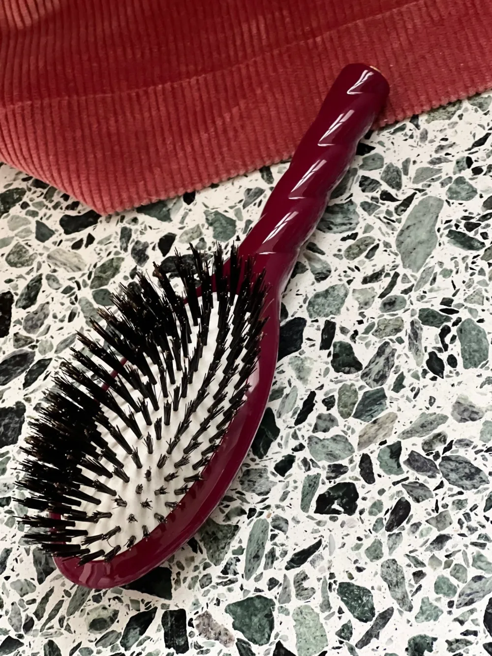 La Bonne Brosse Our Hair Brushes*N.01 The Shine & Care Hair Brush THE UNIVERSAL Cherry Red
