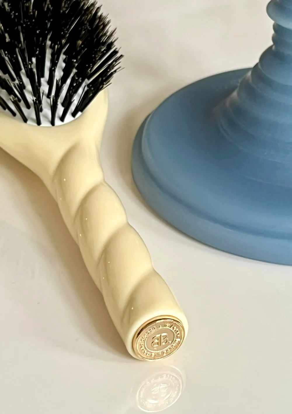 La Bonne Brosse Our Hair Brushes | Our Cair Ritual*N.01 The Shine & Care Hair Brush THE UNIVERSAL Ivory Care