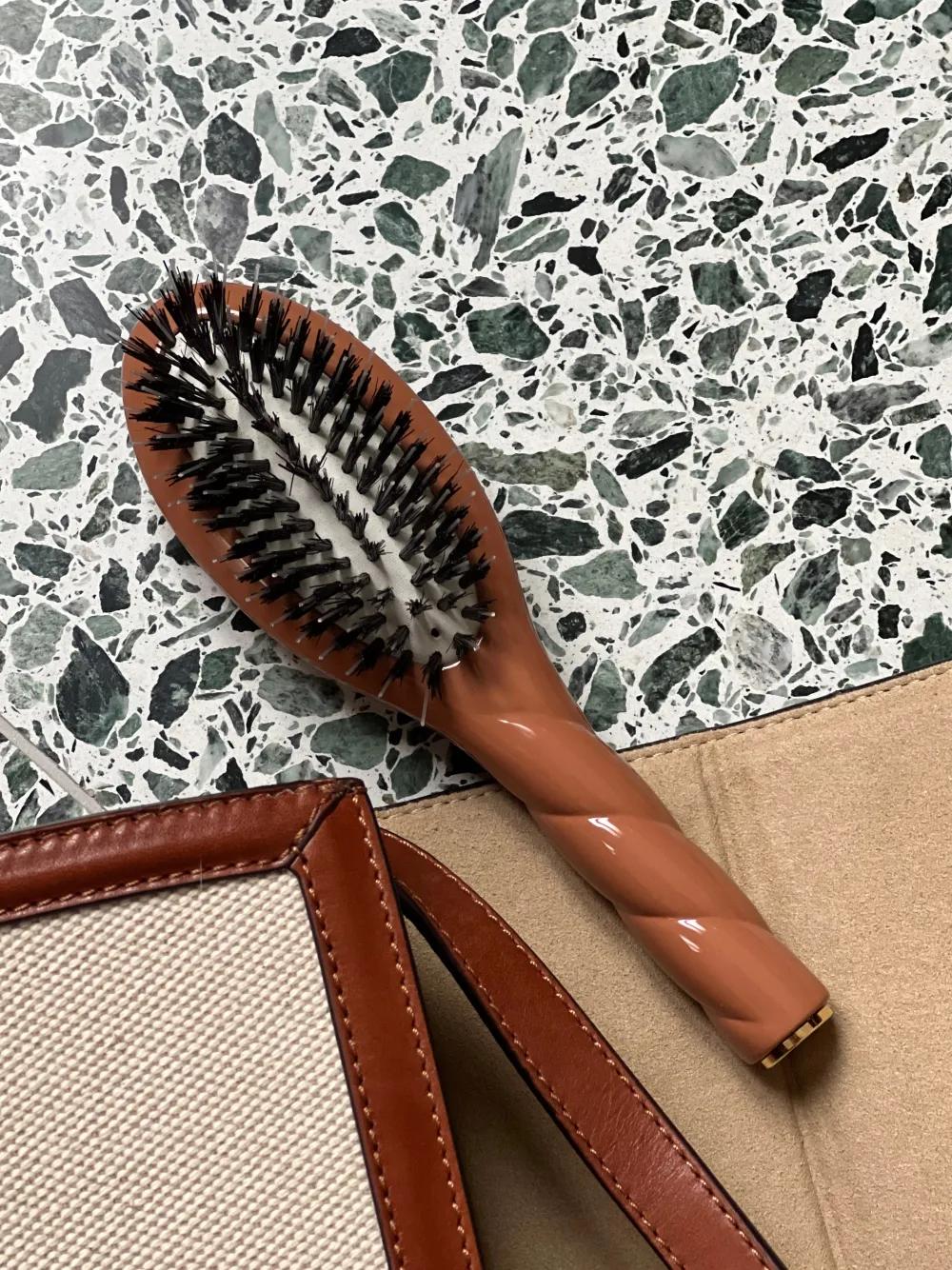 La Bonne Brosse Our Hair Brushes | Our Small Brushes*N.02 The Small Care & Detangling Hair Brush THE ESSENTIAL Terracotta