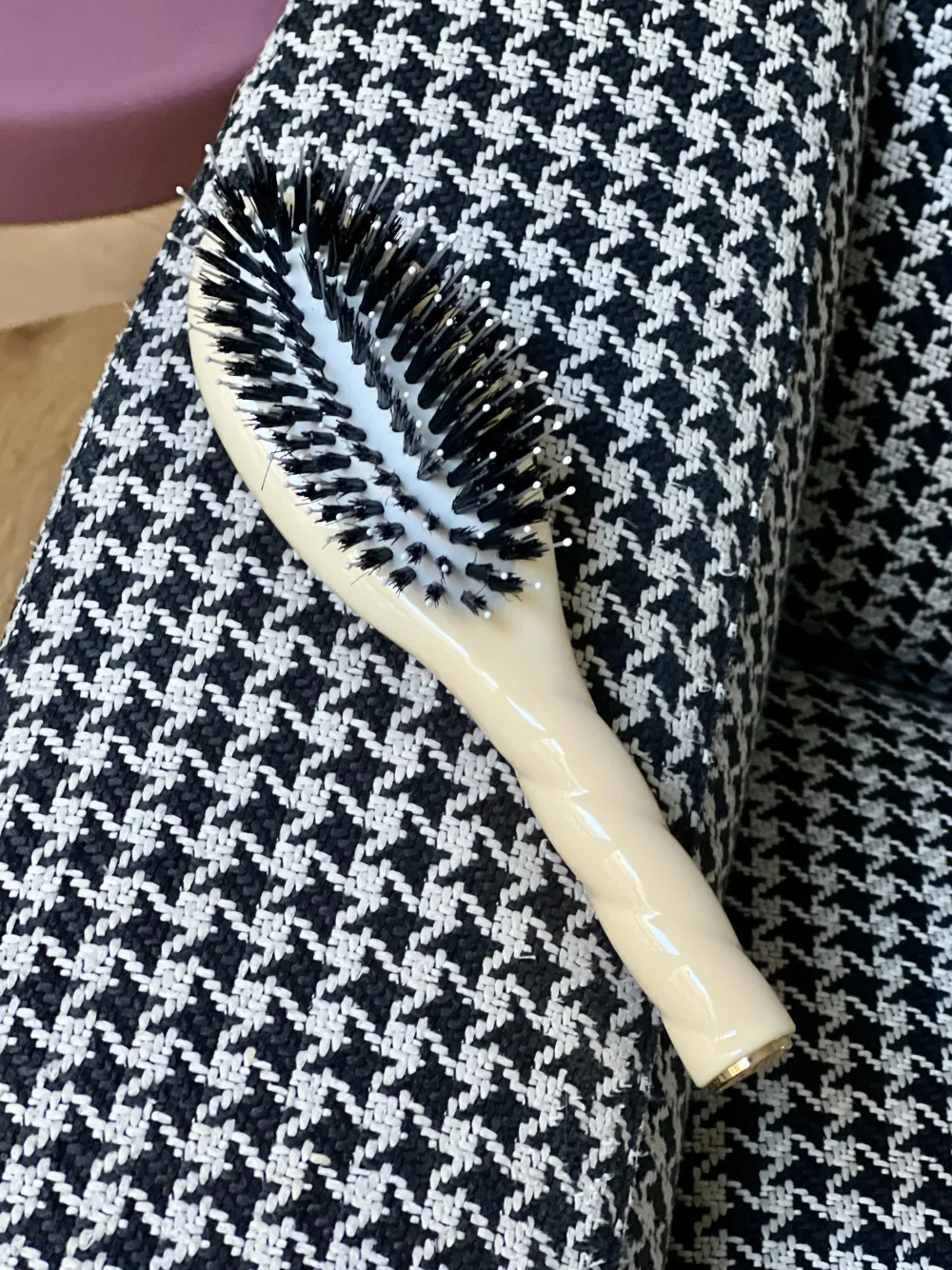 La Bonne Brosse Our Hair Brushes | Our Small Brushes*N.03 The Small Gentle Scalp Care Hair Brush THE ESSENTIAL Ivory Cair