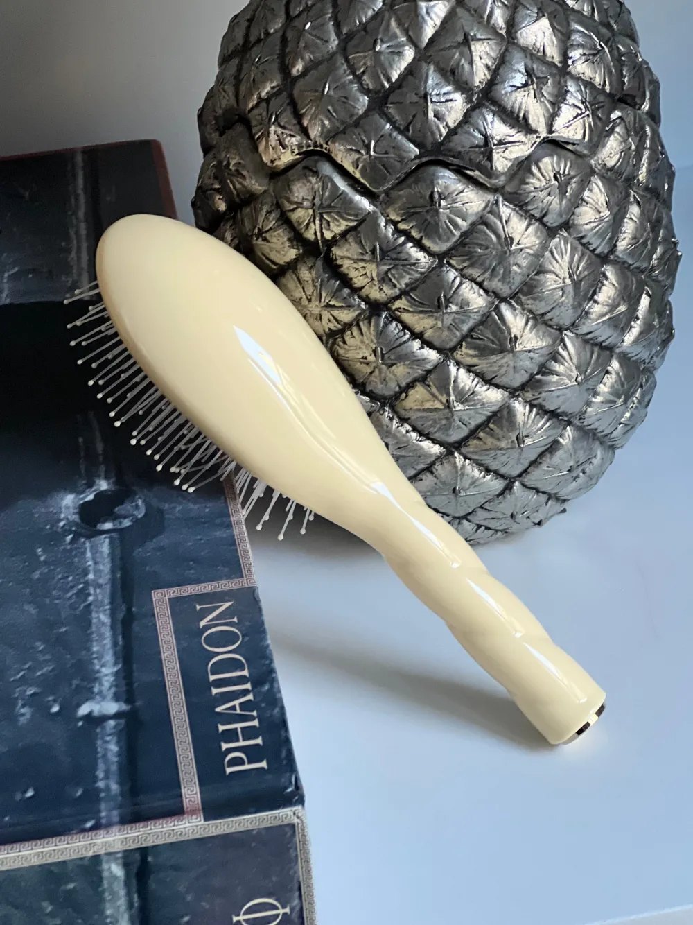 La Bonne Brosse Our Hair Brushes | Our Small Brushes*N.04 The Small Massaging Detangling Hair Brush THE MIRACLE Ivory Cair