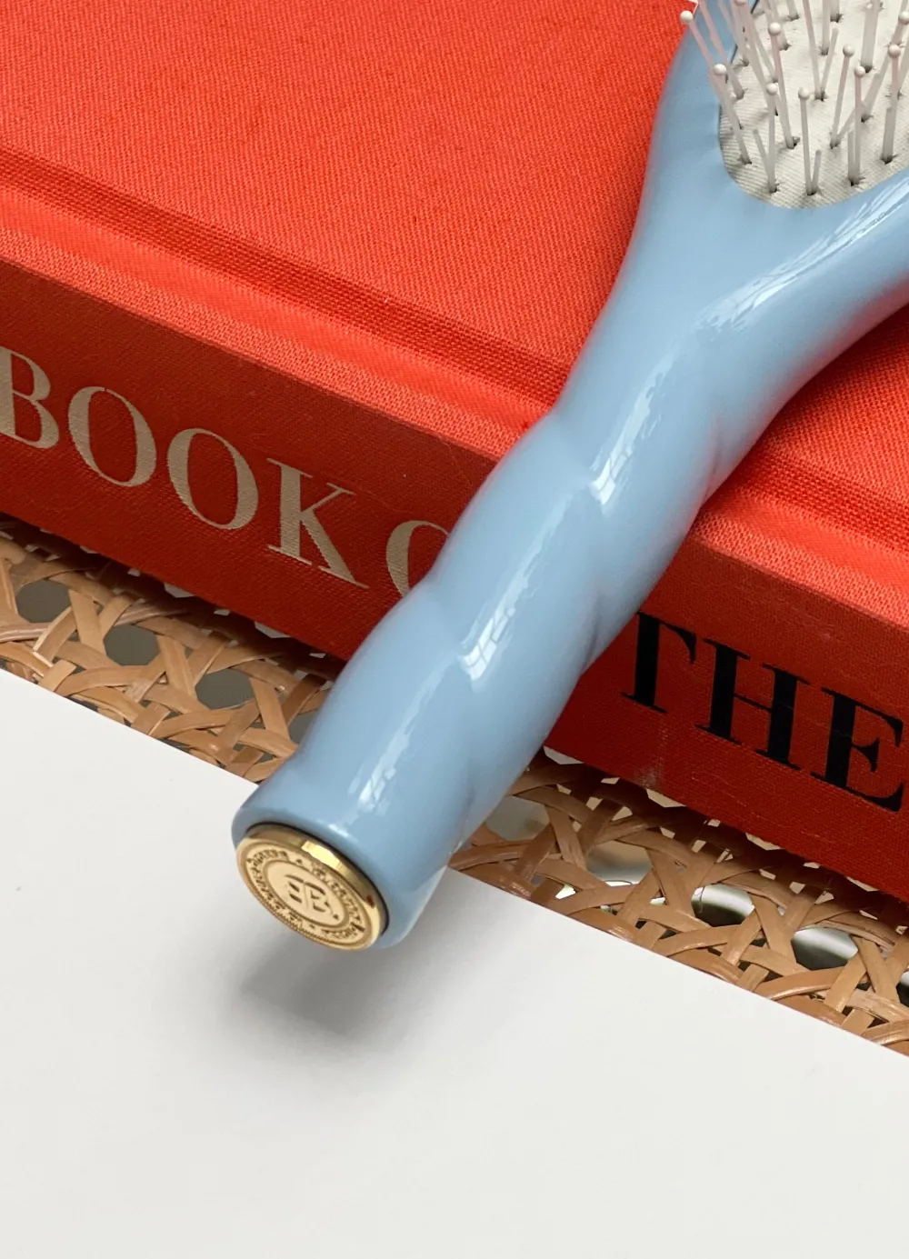 La Bonne Brosse Our Hair Brushes | Our Small Brushes*N.04 The Small Massaging Detangling Hair Brush THE MIRACLE Light Blue