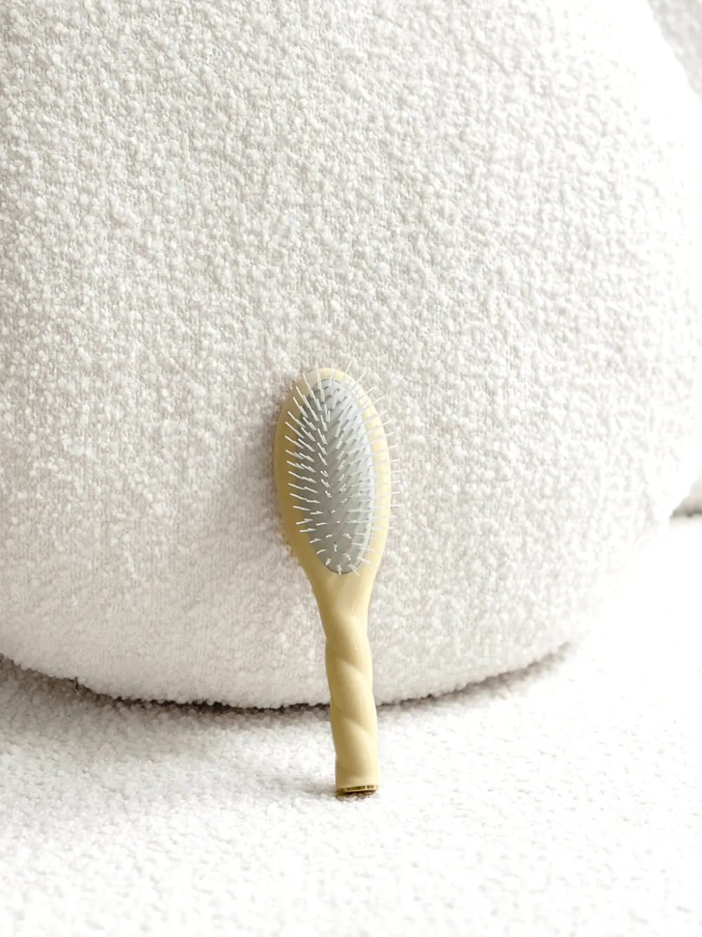 La Bonne Brosse Our Hair Brushes | Our Small Brushes*N.07 The Small Stimulating & Detangling Hair Brush THE INTENSE Ivory Cair