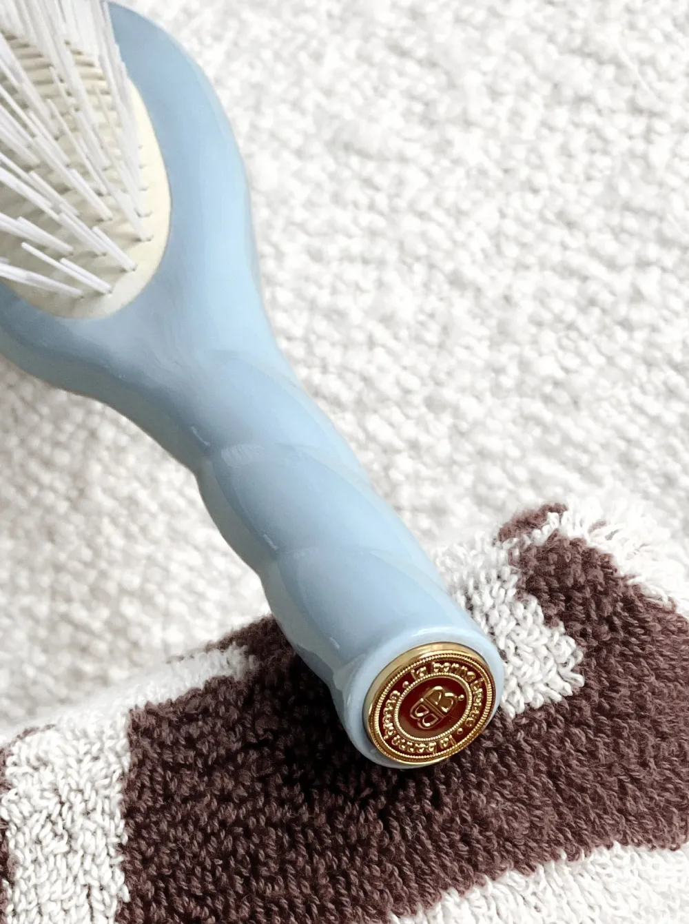 La Bonne Brosse Our Hair Brushes | Our Small Brushes*N.07 The Small Stimulating & Detangling Hair Brush THE INTENSE Light Blue