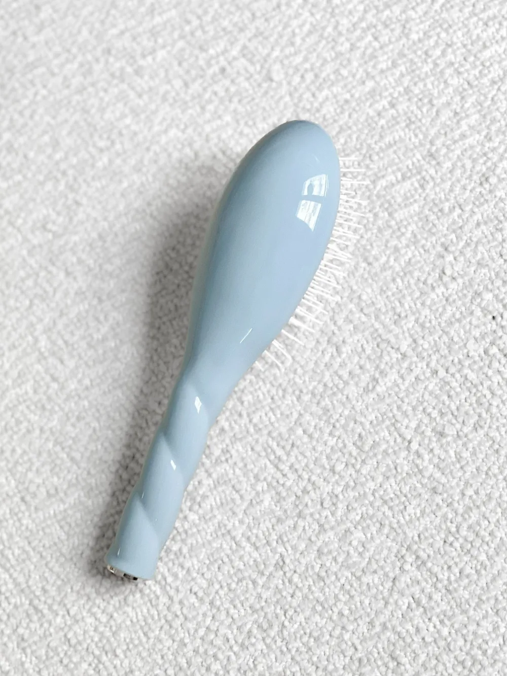 La Bonne Brosse Our Hair Brushes | Our Small Brushes*N.07 The Small Stimulating & Detangling Hair Brush THE INTENSE Light Blue
