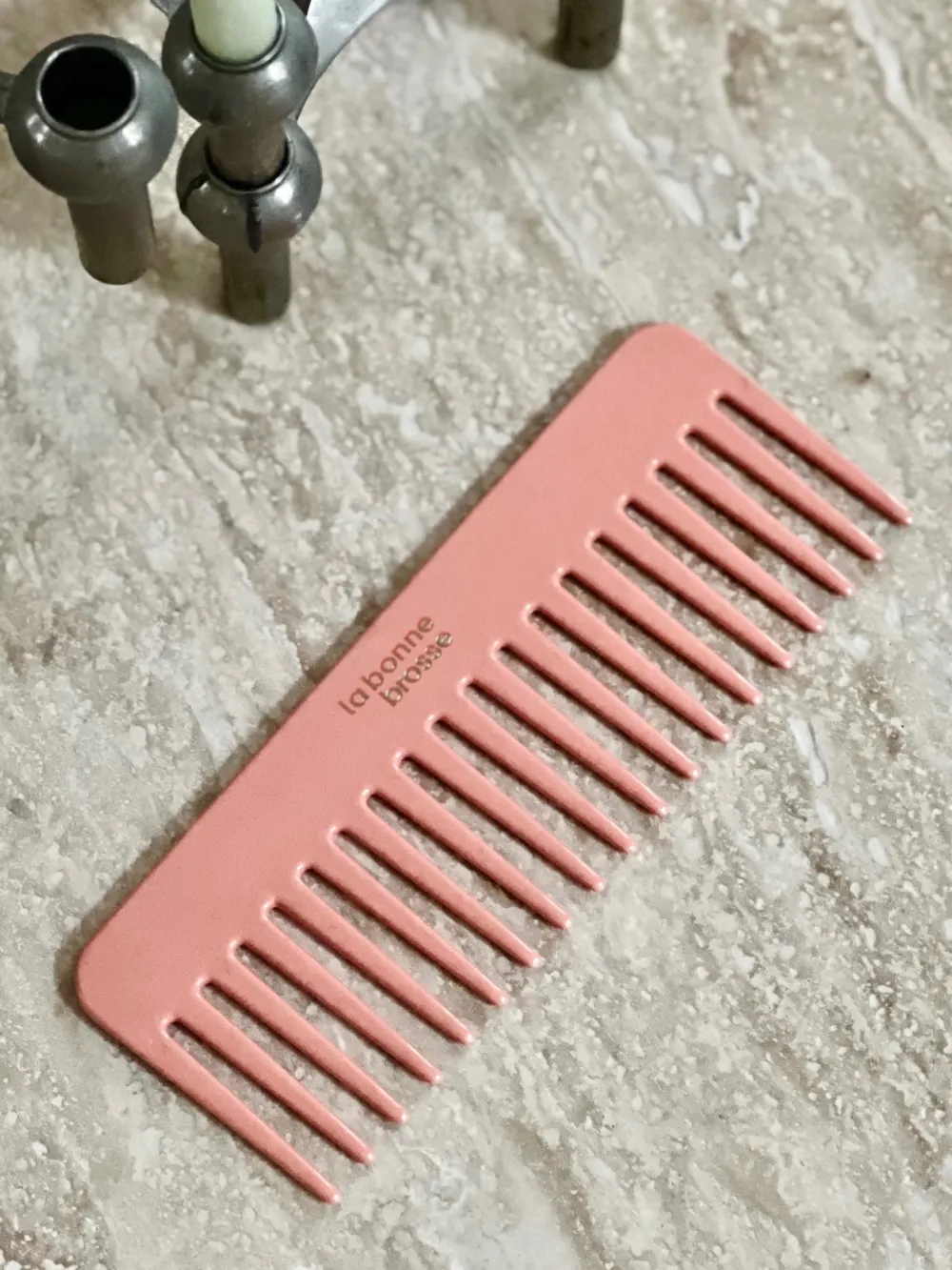 La Bonne Brosse Our Detangling Combs*The Large Detangling Comb in Acetate Coral